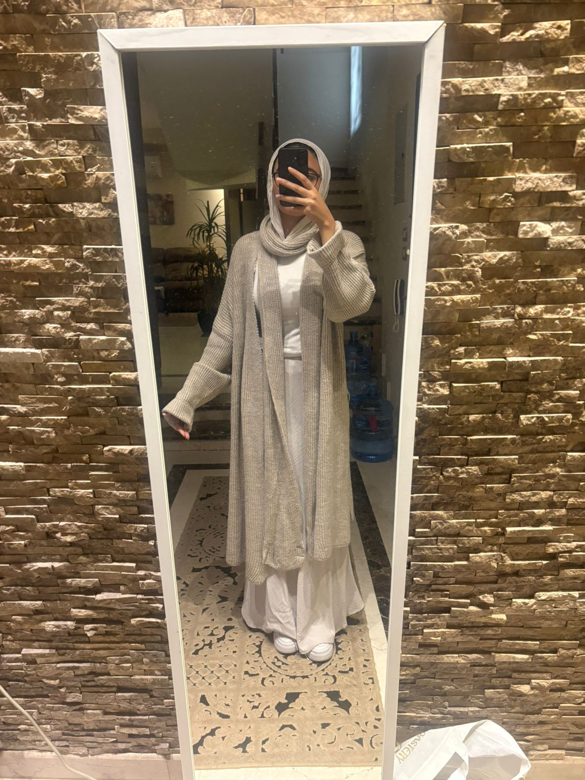 Layen — The Knit Cardigan & Scarf Set (Cream)